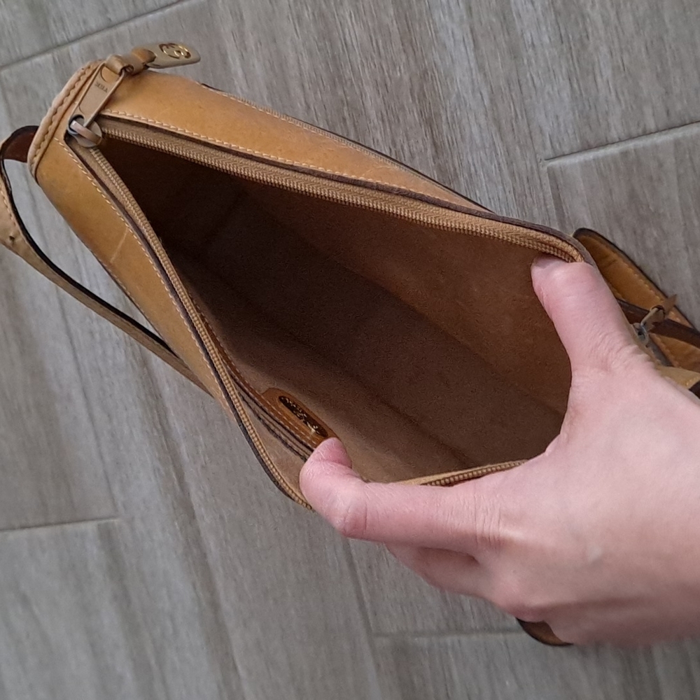AUTHENTIC Vintage Gucci bag - Picture 4 of 17